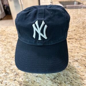 47 New York NY Yankees MLB Baseball Embroidered Logo Baseball Hat Ball Cap